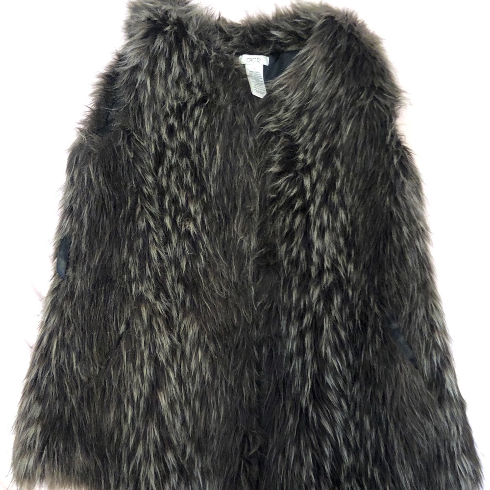 Cache Faux Fur vest